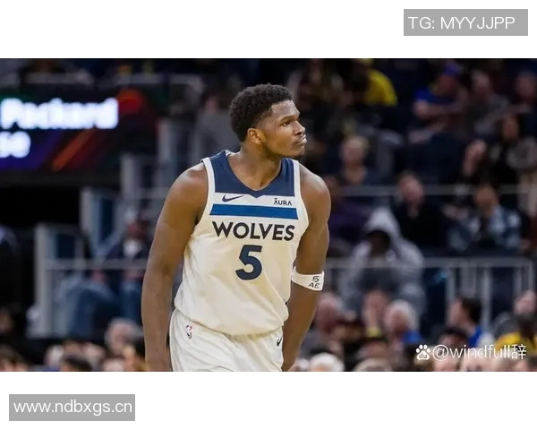 爱德华兹立志为森林狼夺冠全力以赴誓言实现梦想目标