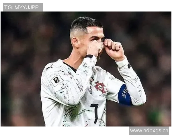 爱尔兰主帅指责C罗影响裁判判罚引发争议与讨论